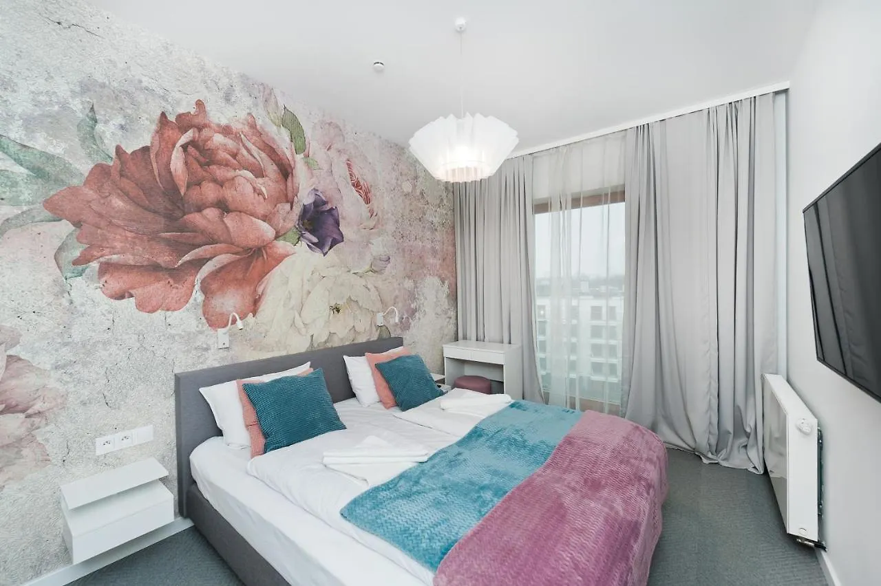 Apartment Premium In Novum City Center Near The Train Station By Sun & Snow Krakow